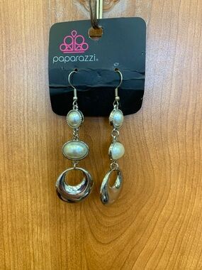 paparazzi Silver-Tone Pearl Drop Dangle Earrings